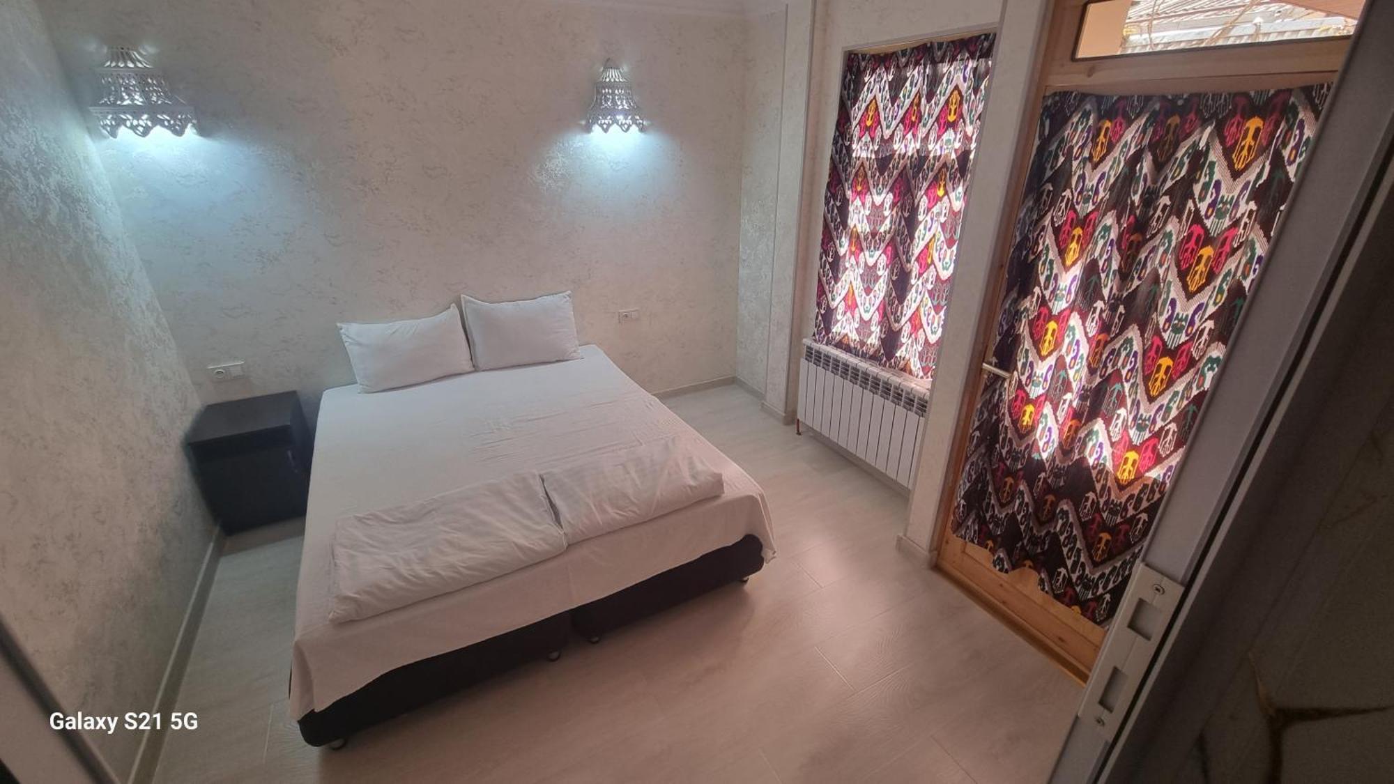 Hotel Registon Zargaron Samarkand Buitenkant foto